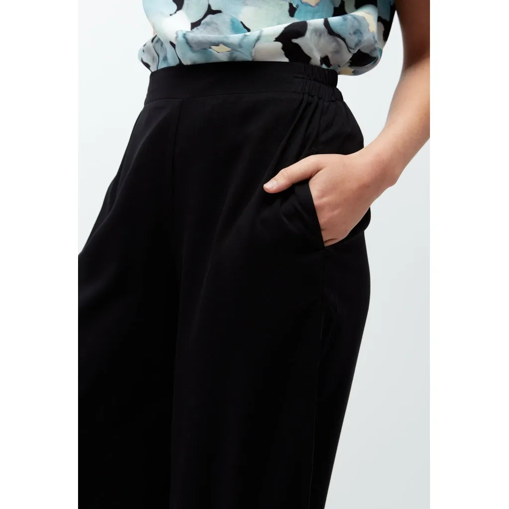 Anna Lenzing culotte in black