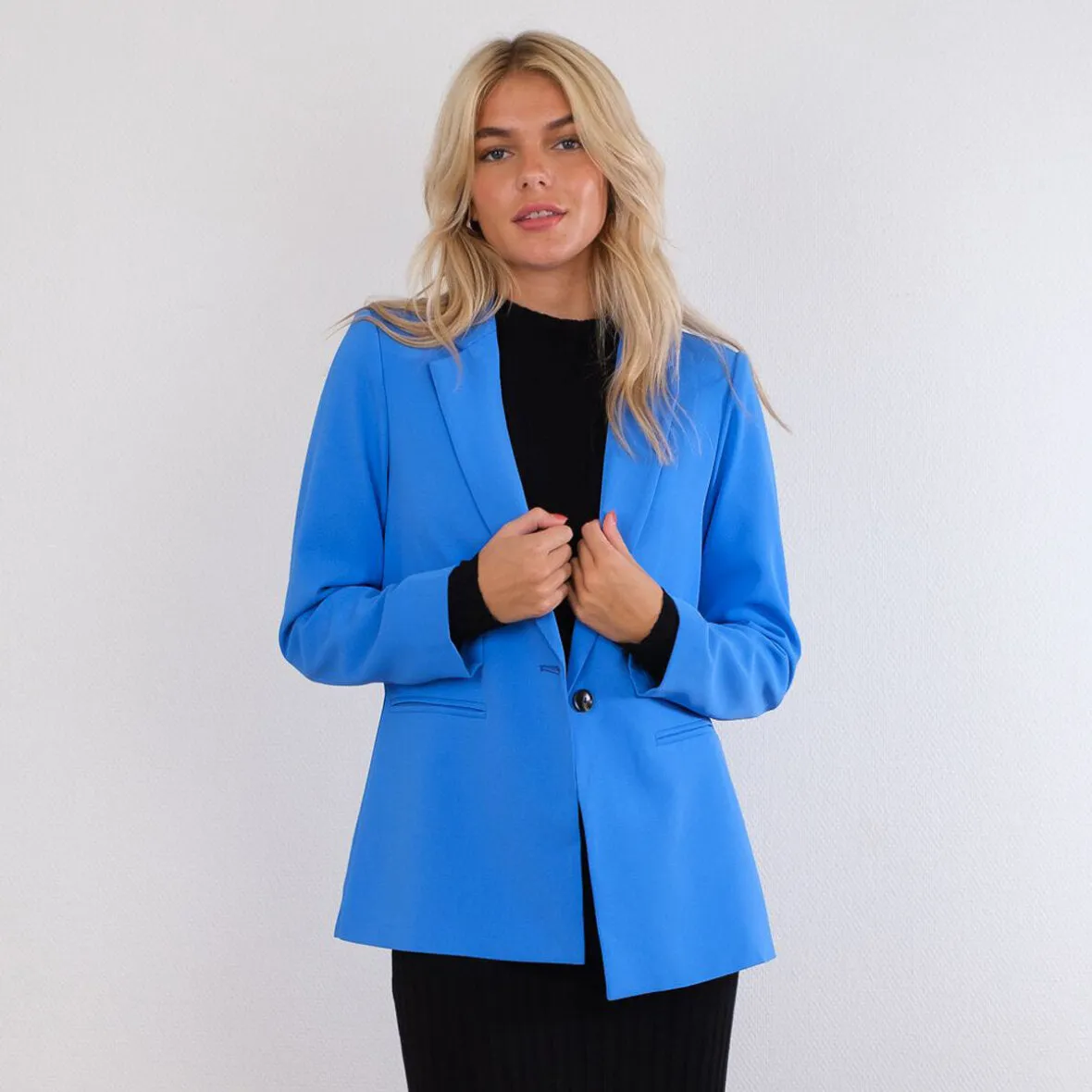 Avery Blazer Blue