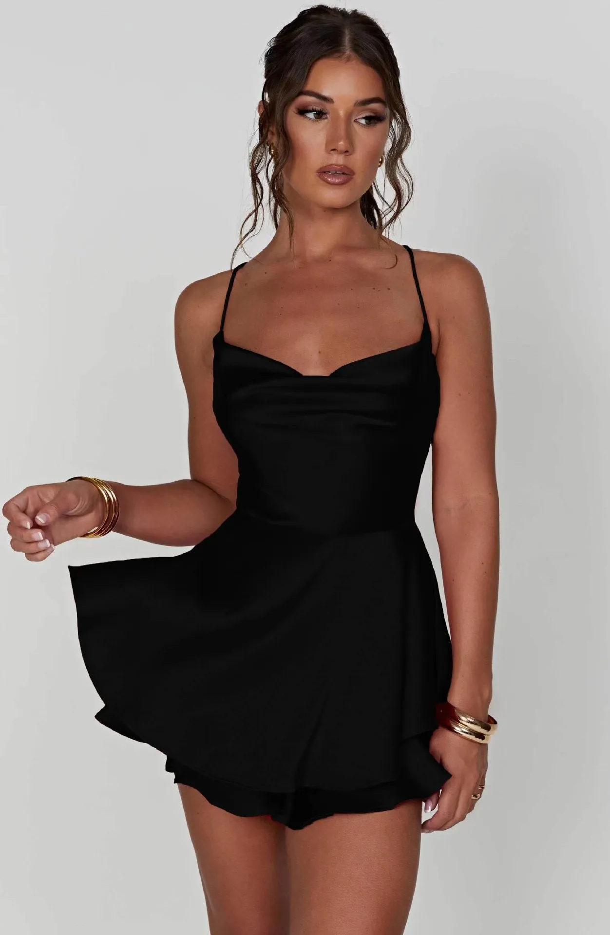 Best-selling Sexy Slimming Backless Solid Color Strappy Dress Culottes, Tie-up Tiered Ruffle Strappy Dress, Satin Strappy Dress Culottes C-240702-3