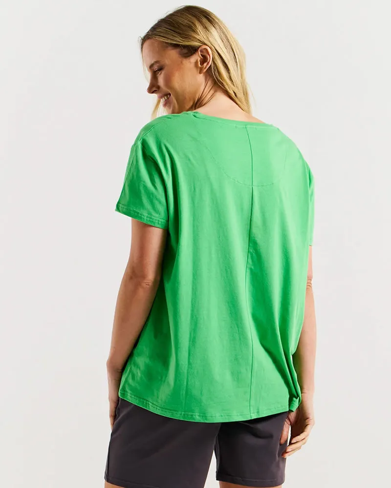 Betty Basics Teagan V Neck Tee Surf Beach