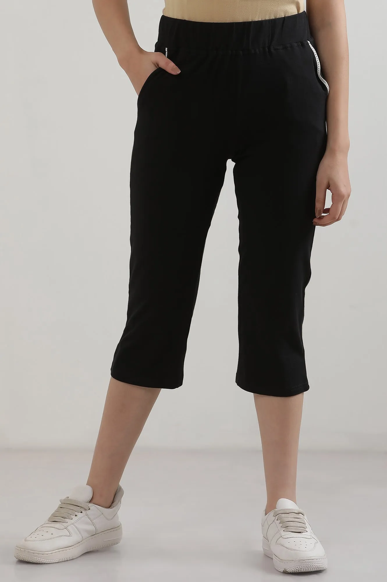 Black Solid Cotton Blend Straight Culottes