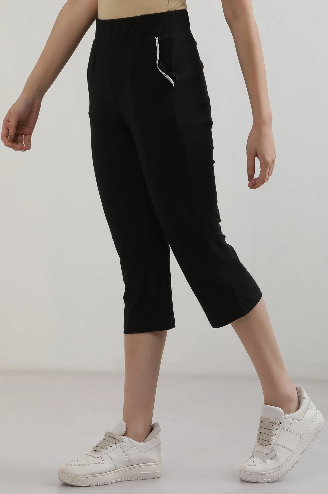 Black Solid Cotton Blend Straight Culottes