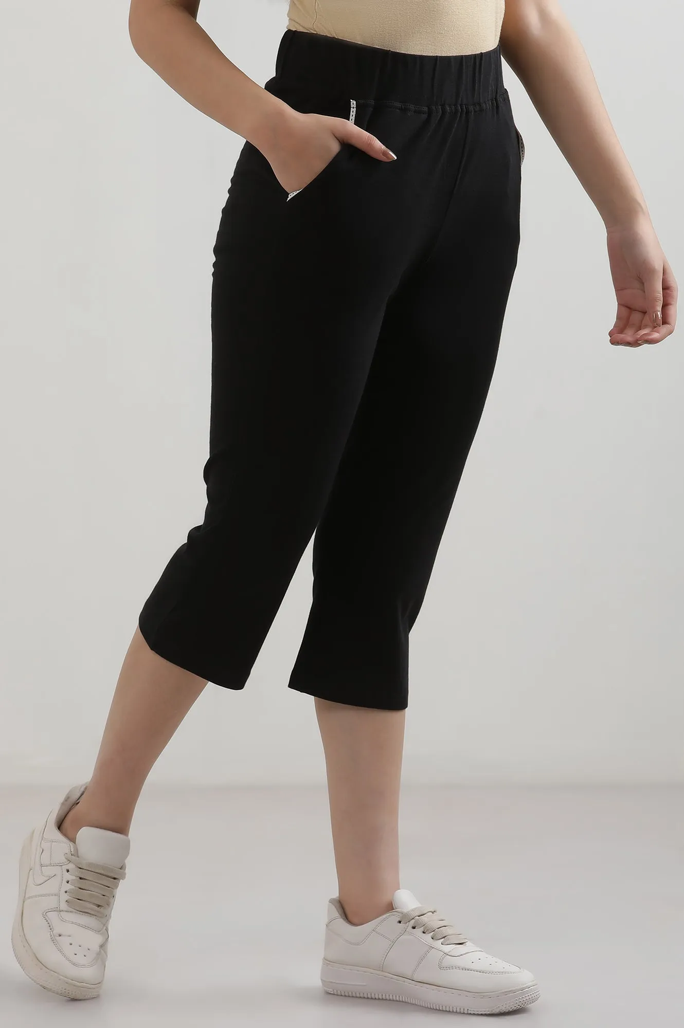 Black Solid Cotton Blend Straight Culottes
