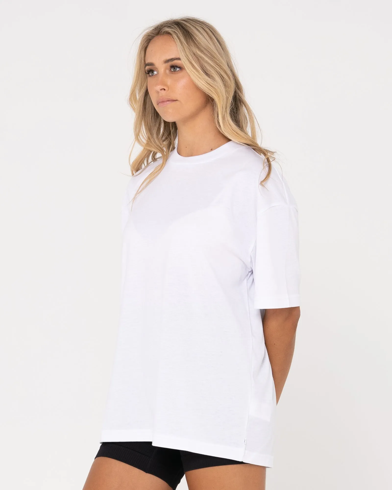 BLANKS OVERSIZED FIT TEE