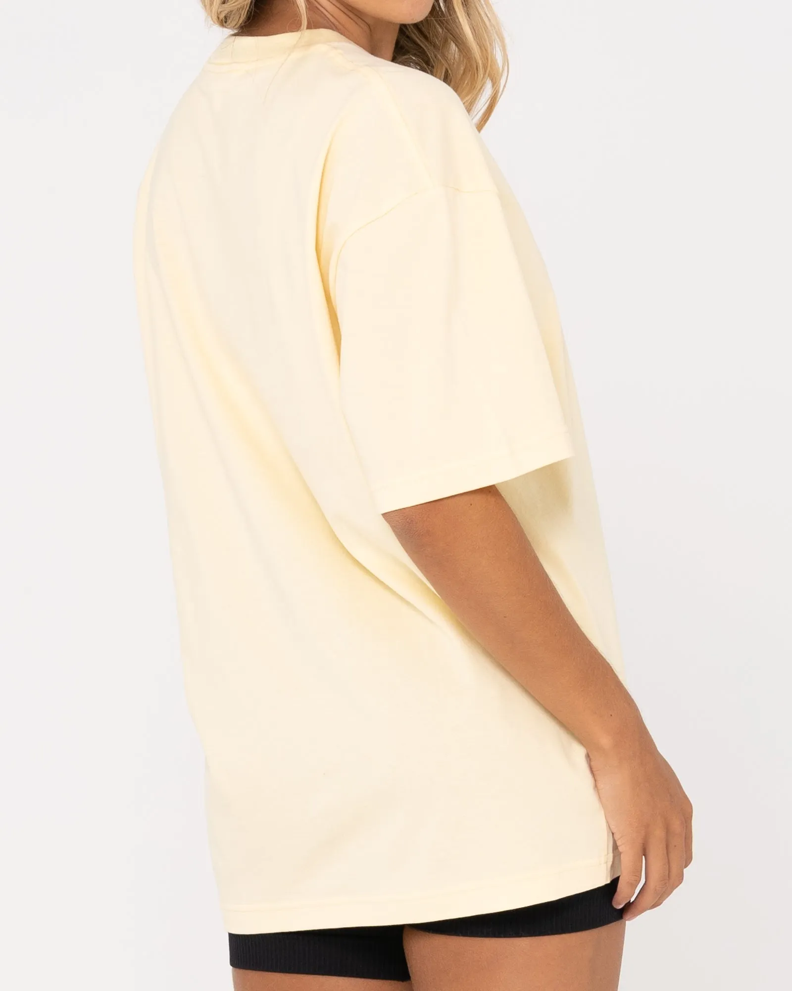 BLANKS OVERSIZED FIT TEE