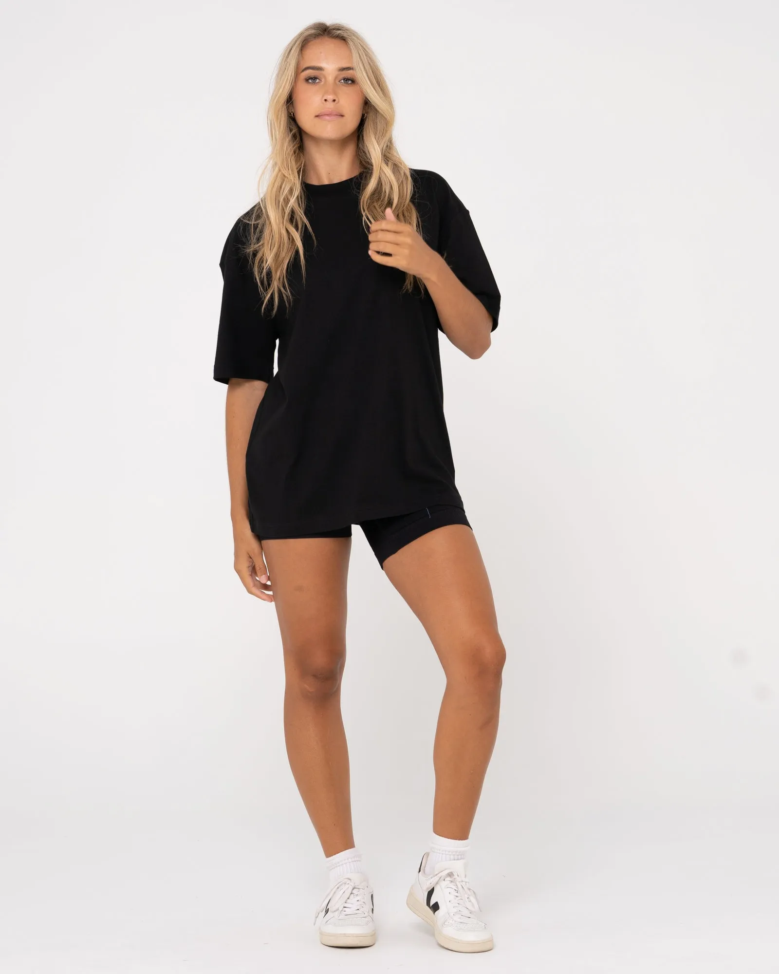 BLANKS OVERSIZED FIT TEE