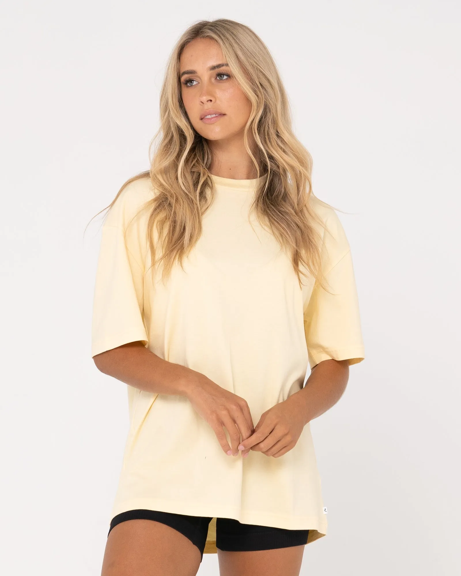 BLANKS OVERSIZED FIT TEE