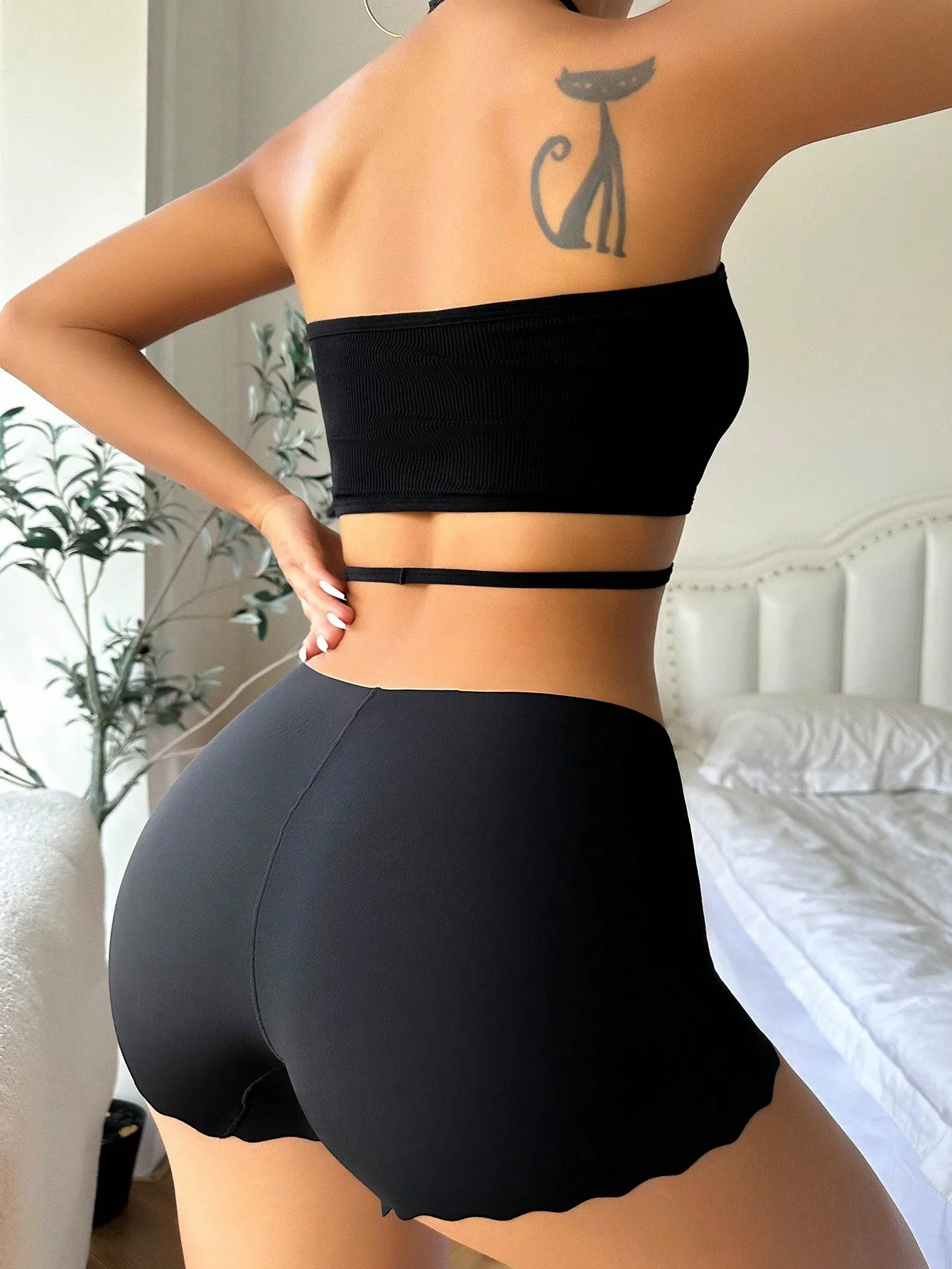Boyshorts Unicolor con Ribete en Abanico