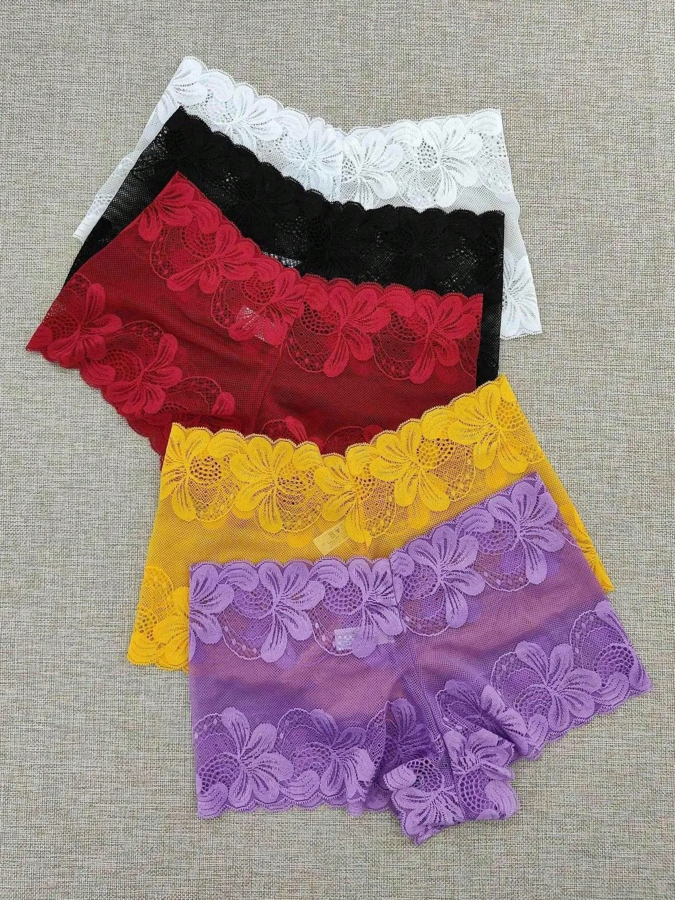 Bragas Sexy de Encaje en Cherry Vibes para Mujeres