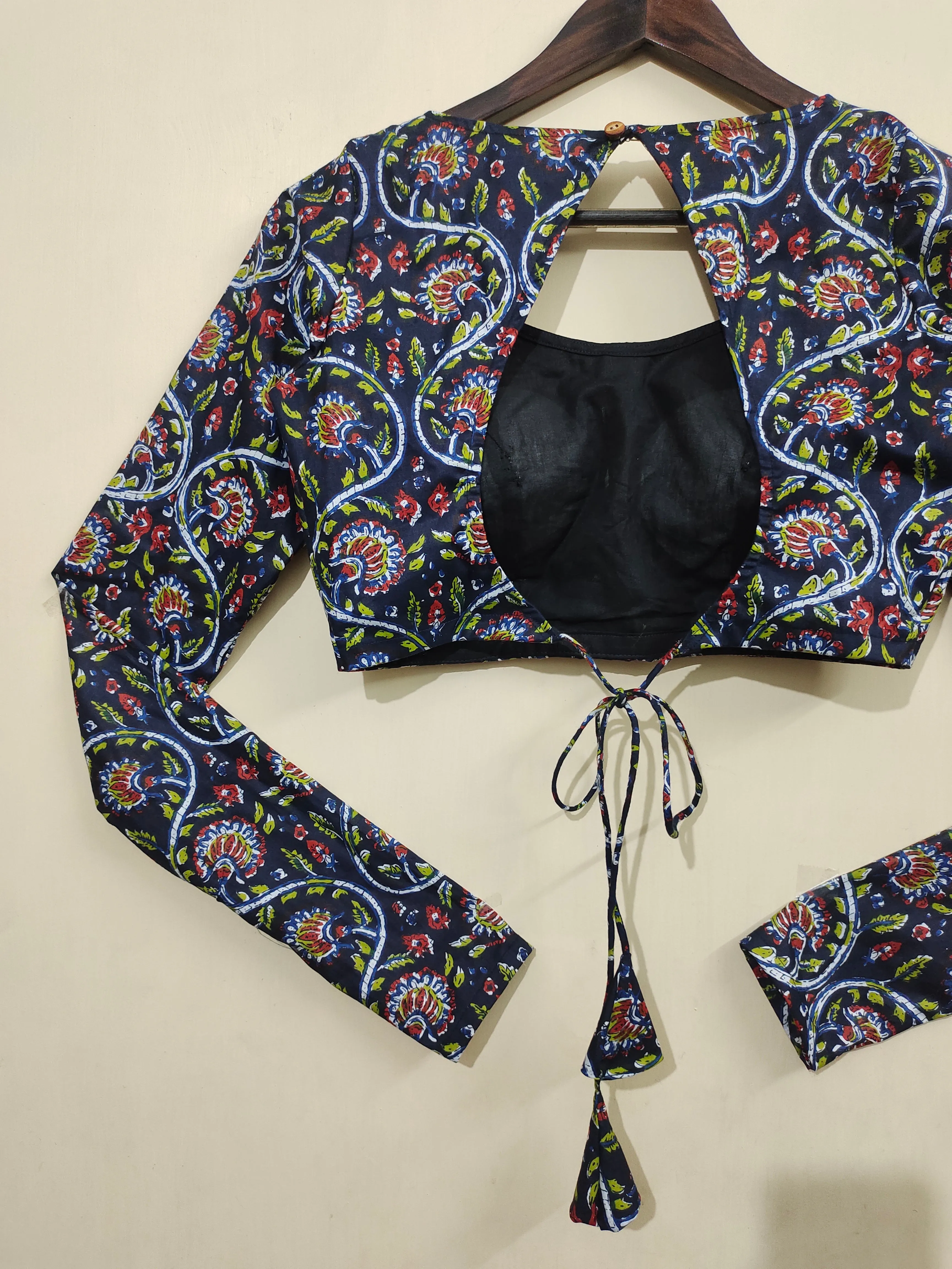 Churi: Black Full Sleeve Cotton Printed Backless Blouse