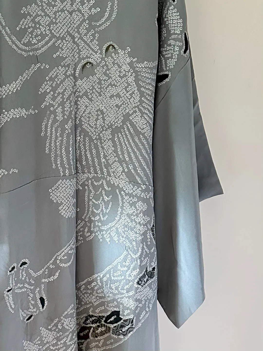 DRAGON KIMONO
