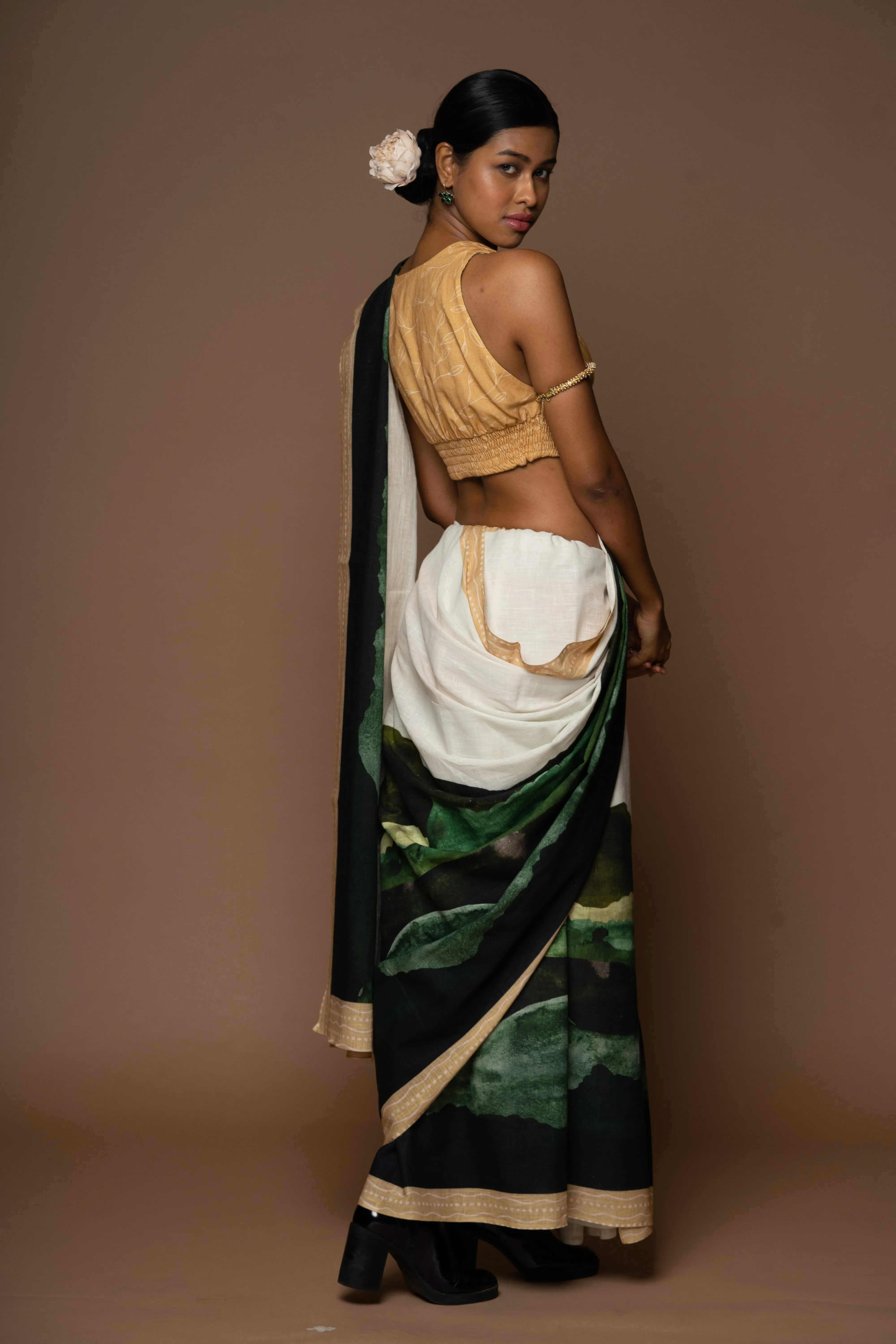 Emerald Dawn Linen Sari