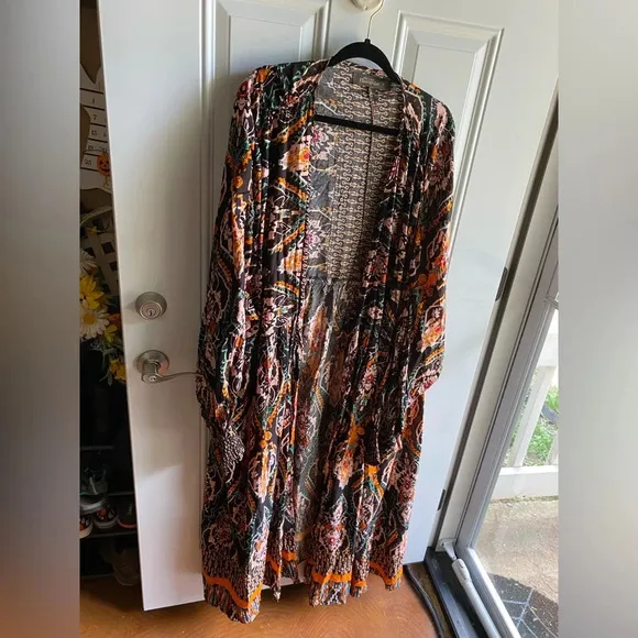 Friday Flamingo Open Front Prius Kimono Black Boho Floral Plus One Size 12-30