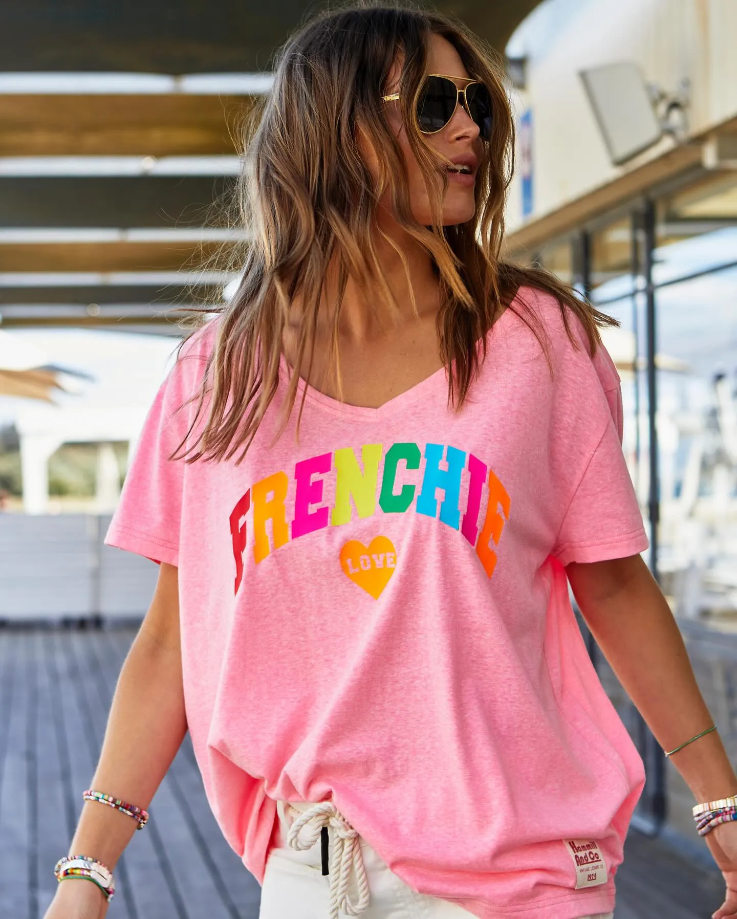Hammill & Co - V-Neck Frenchie Tee - Pink