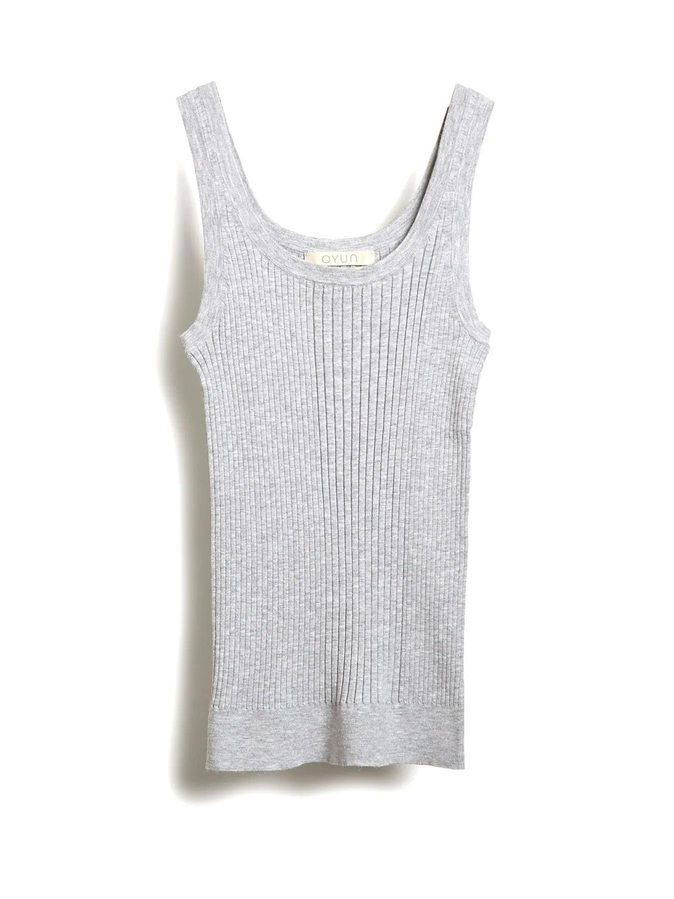 His Rib Tank, Aero