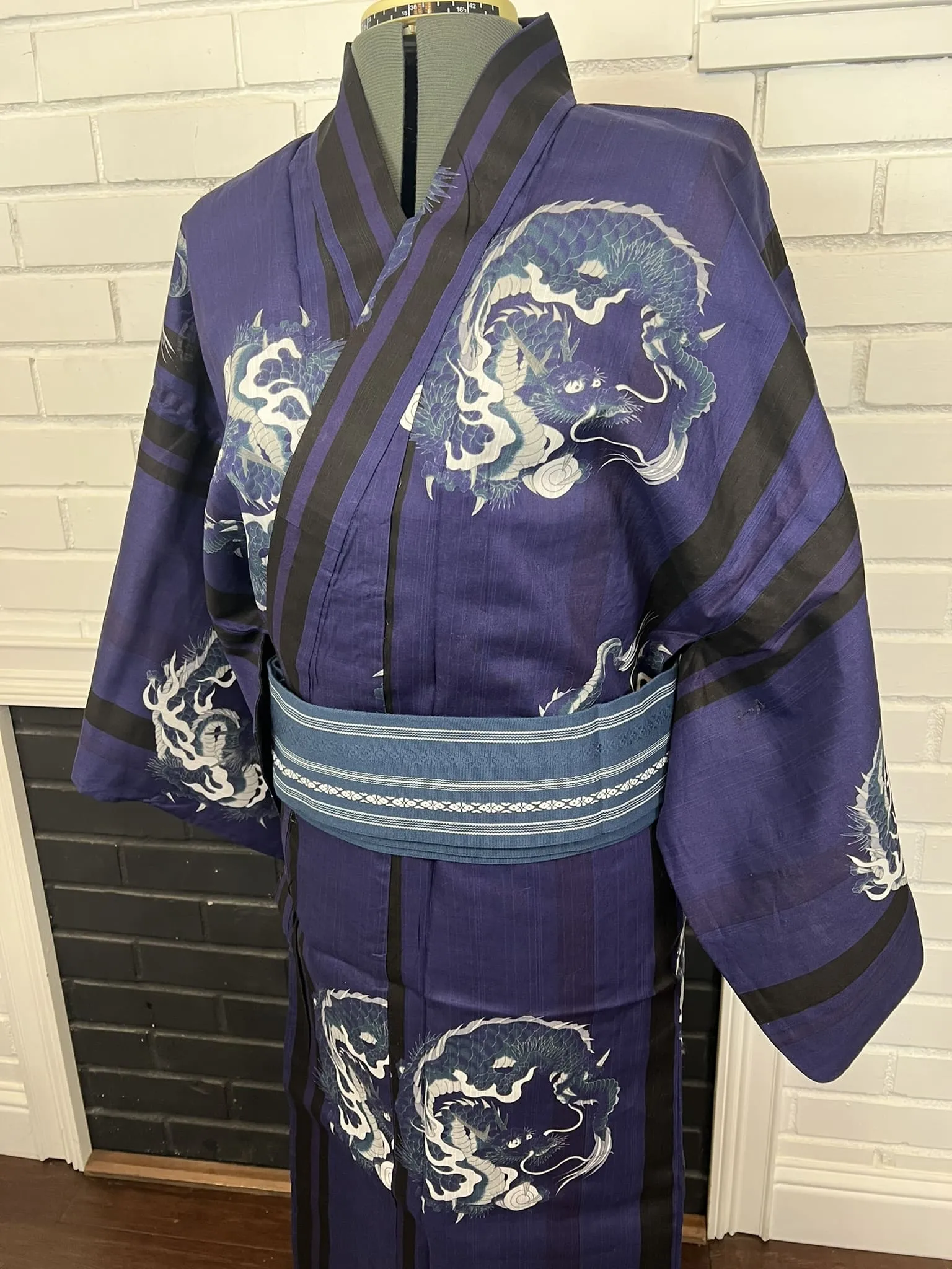 Japanese Traditional Men's Navy YUKATA Full 3pc Set / Size: S-M, Yukata, Obi, Himo String - Dragon Design
