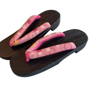 Japanese Women's Wooden Geta Sandals, Size M, Traditional Pink with a light pattern