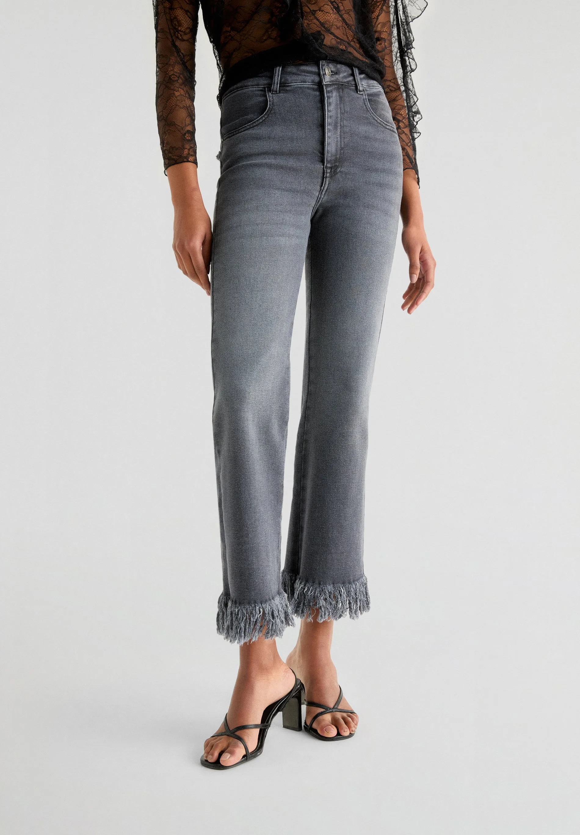 JEANS BAINHA DESFIADA