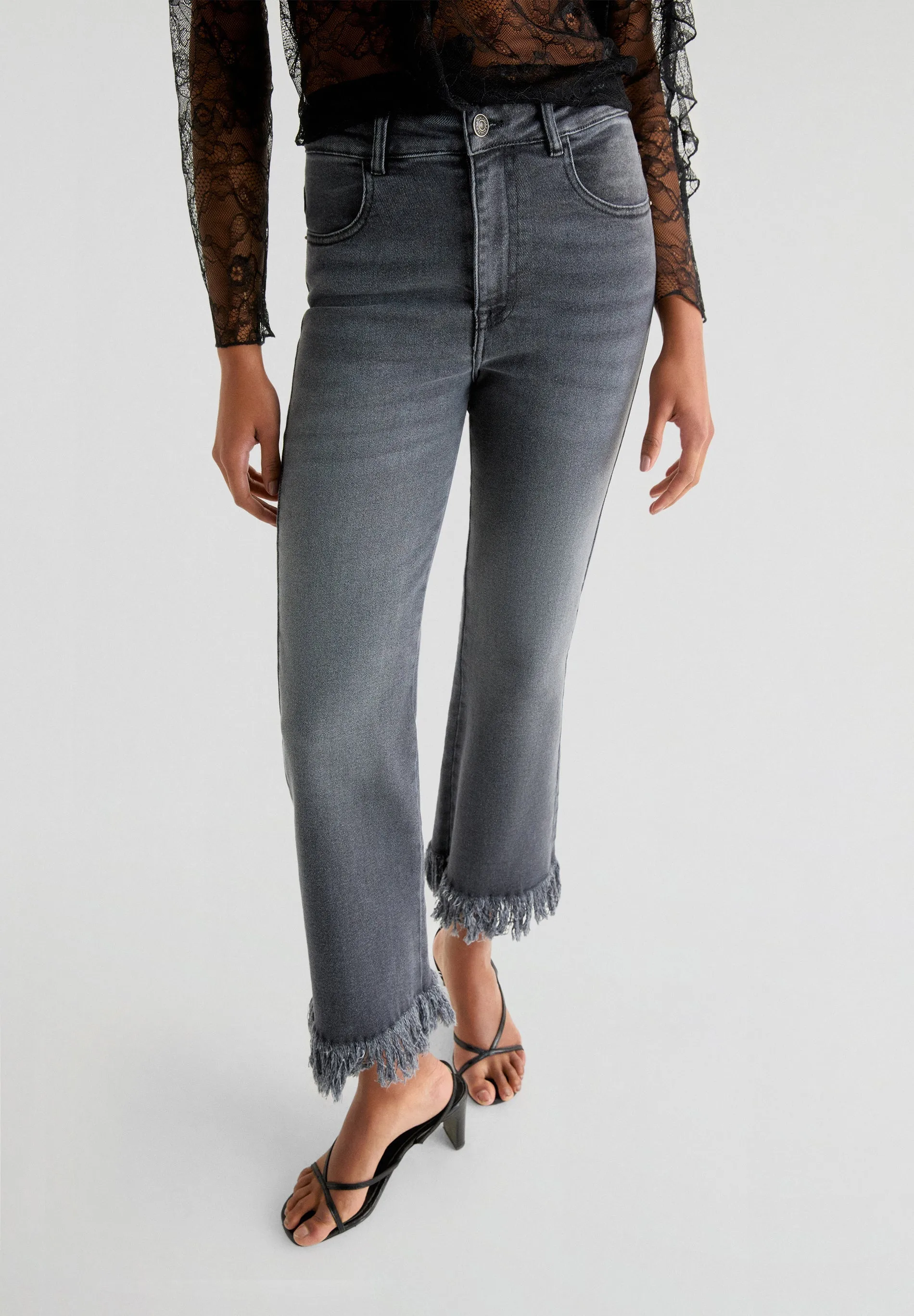 JEANS BAINHA DESFIADA