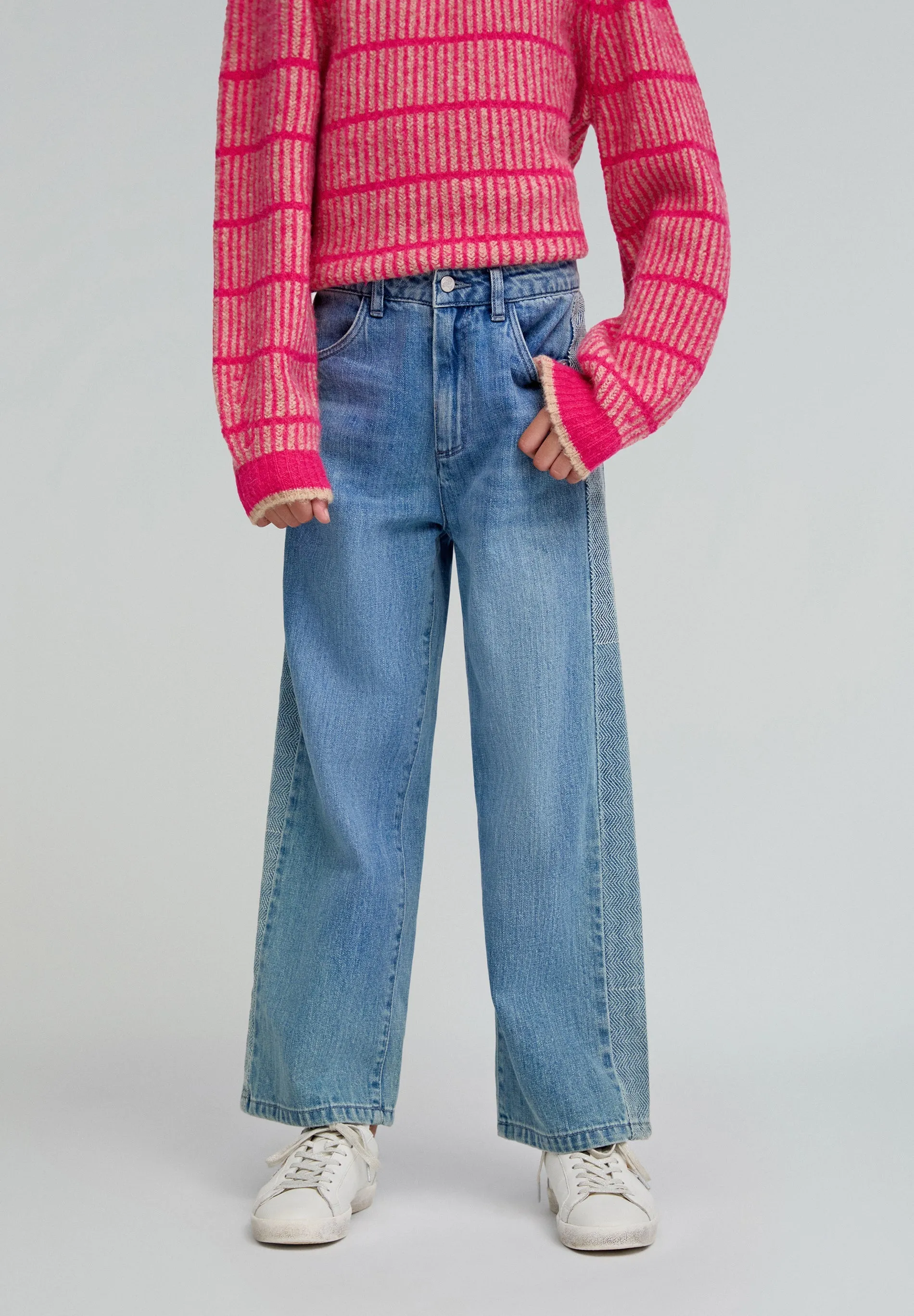 JEANS CULOTTES COM PORMENOR BORDADOS