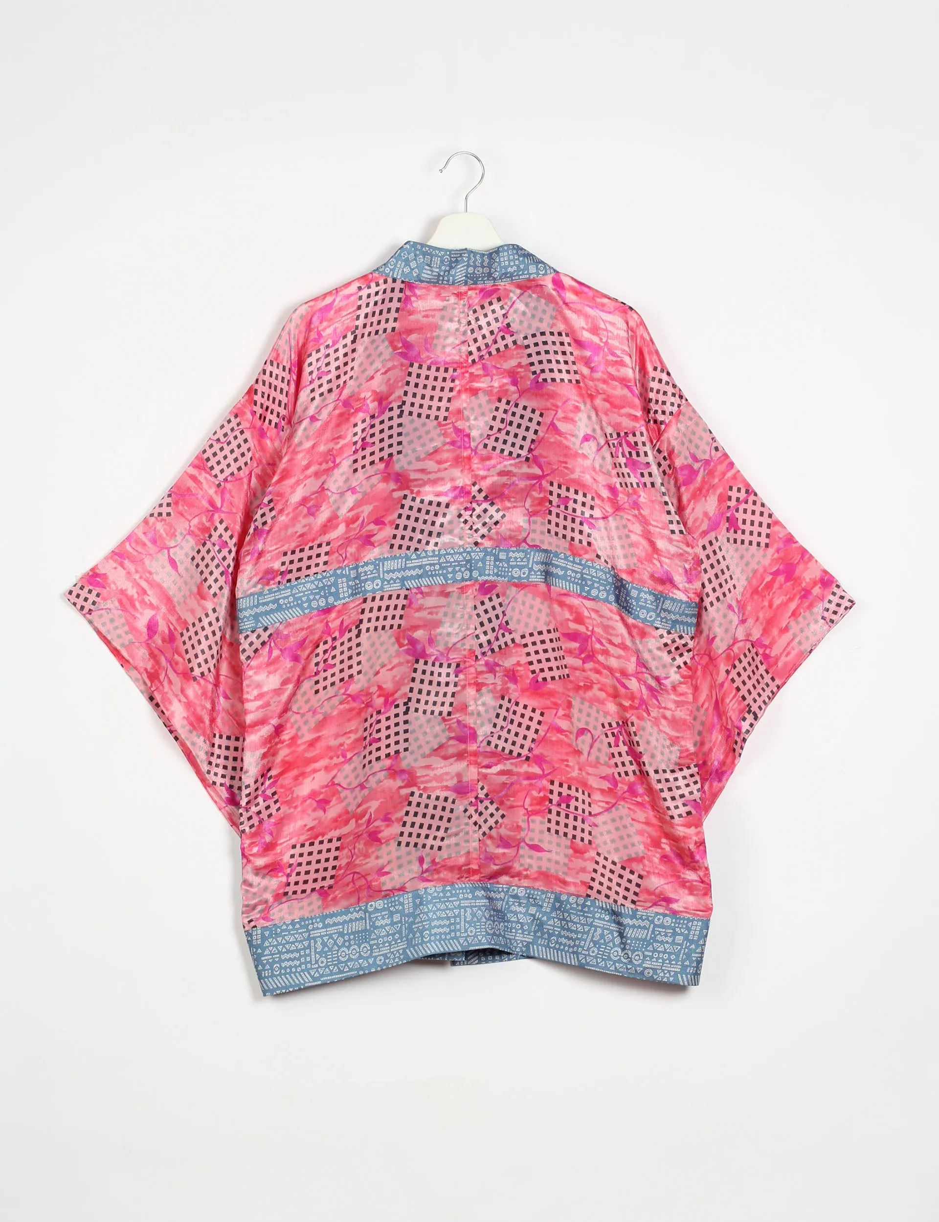 KIMONO