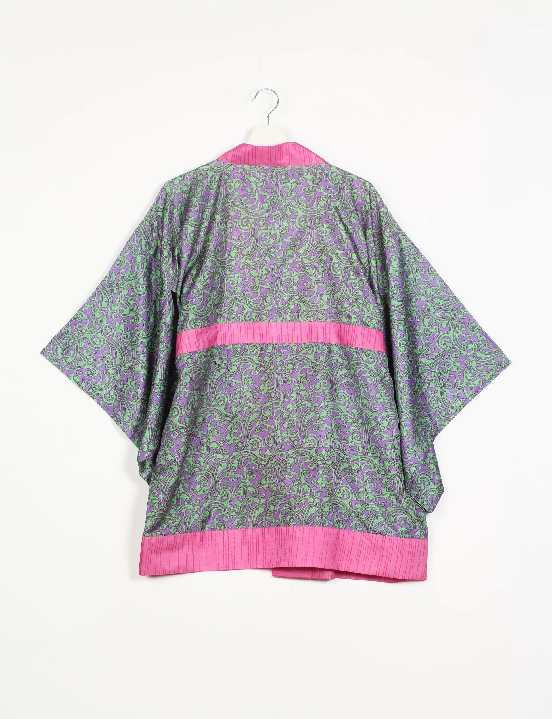 KIMONO