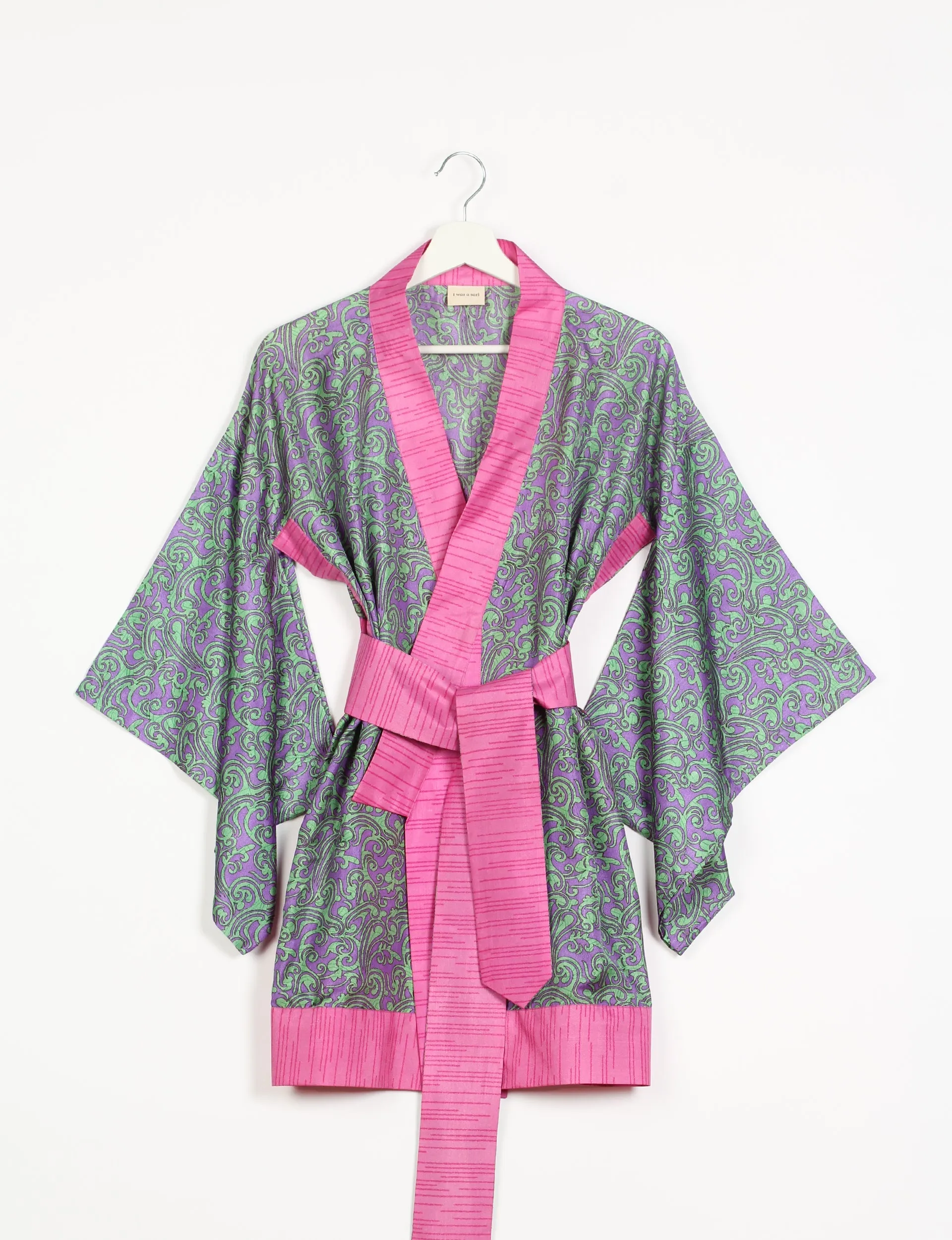 KIMONO
