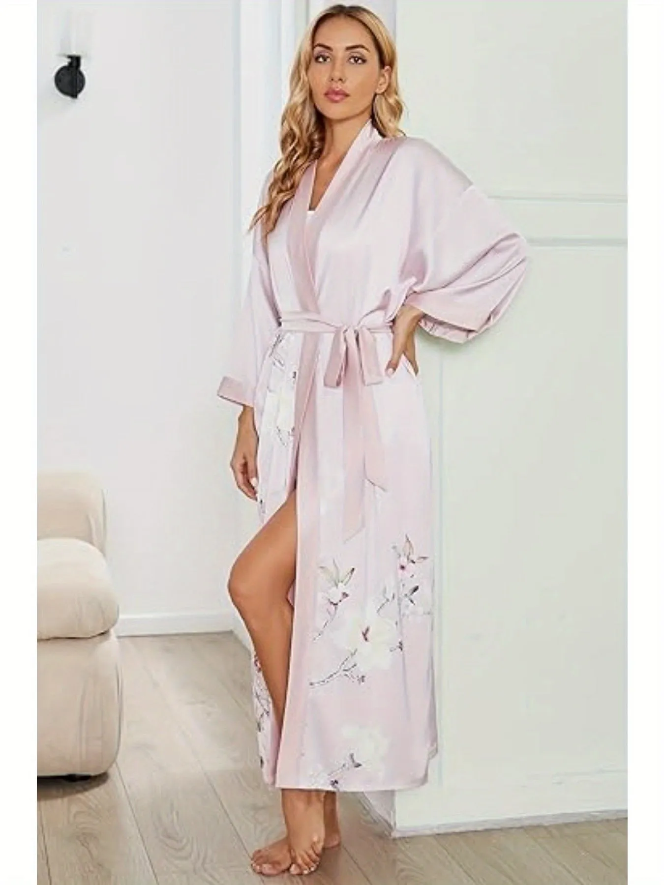 Long Floral Print Satin Kimono Bathrobe – Elegant & Lightweight Loungewear