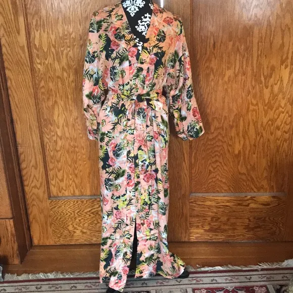 Michael Stars Botanical Floral Reversible Ruana OS