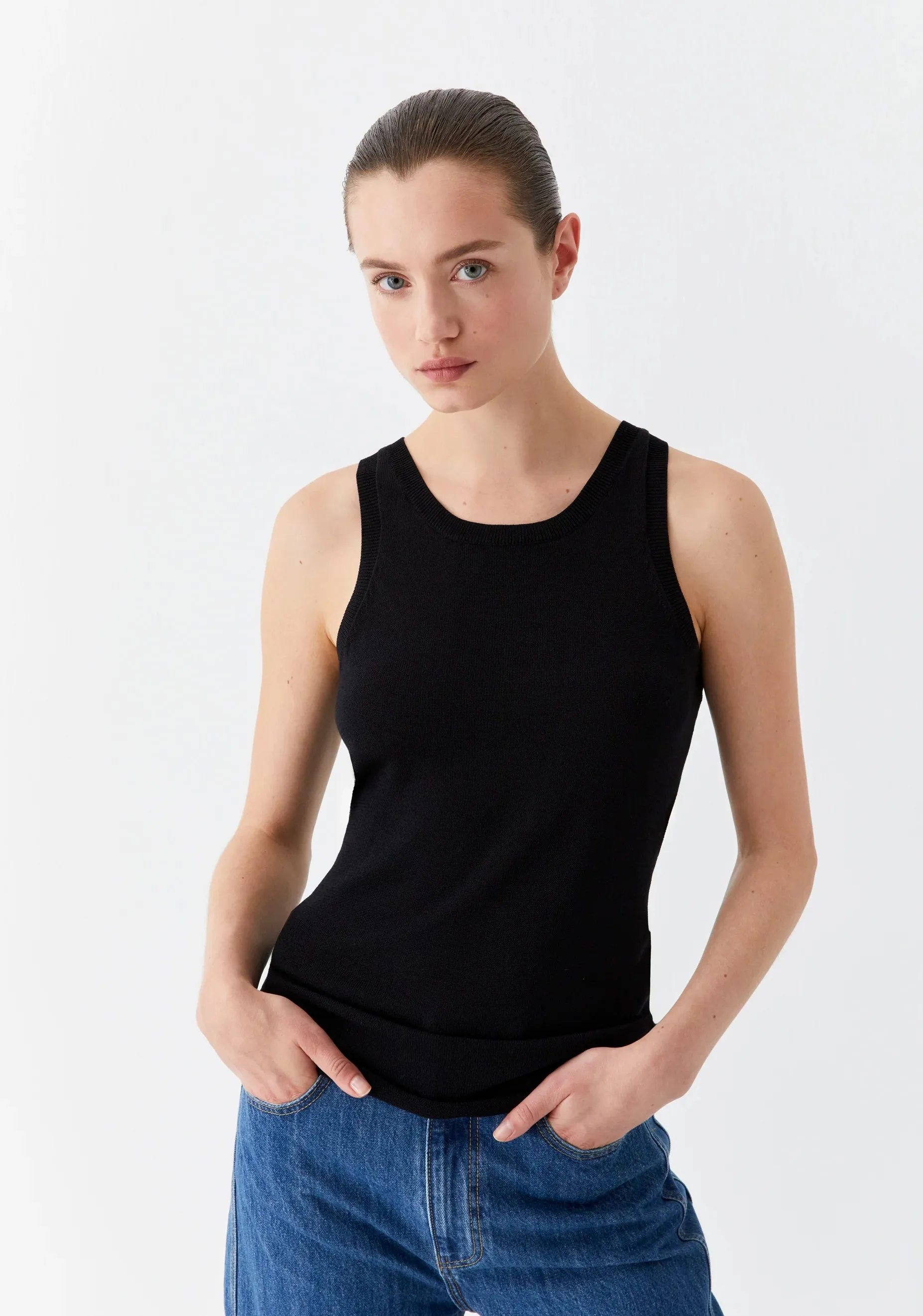 Morrison Aston Knit Tank - Black
