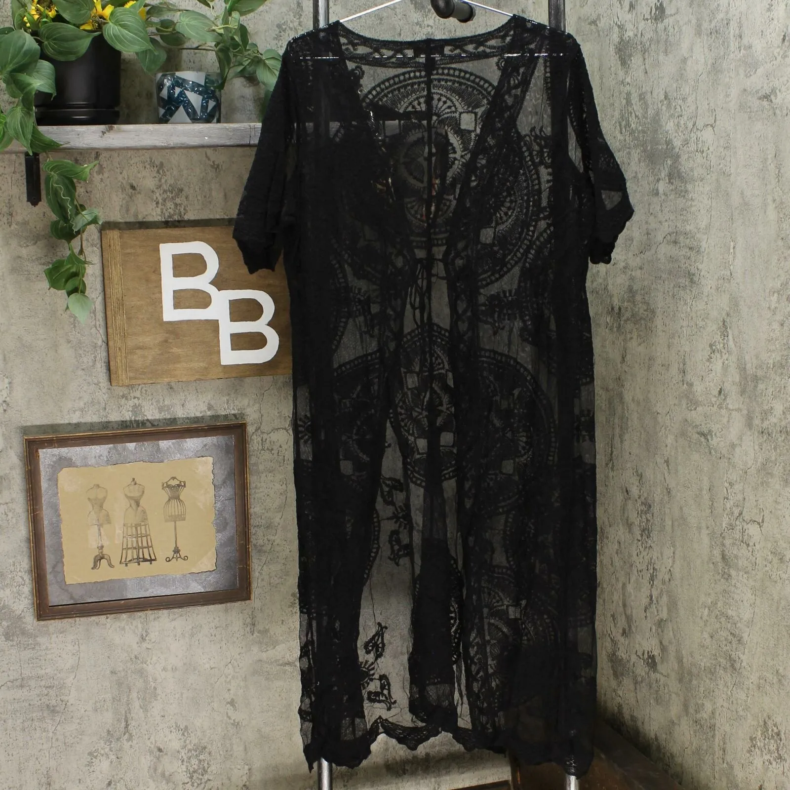 NWT Nina Leonard Embroidered Mesh Topper. 691489-Plus Plus 1X