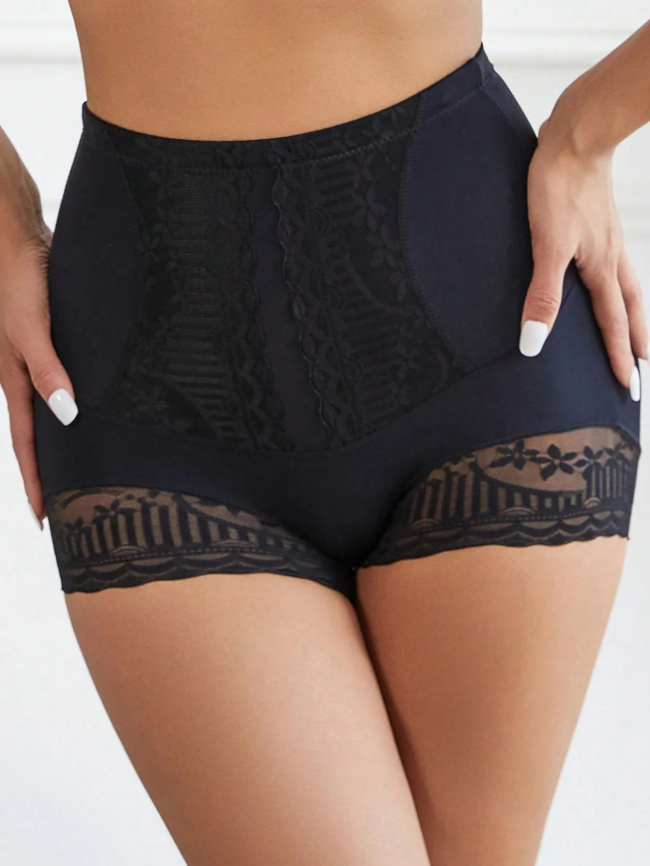 Pantalones Cortos de Encaje para Mujer - Cherry Vibes