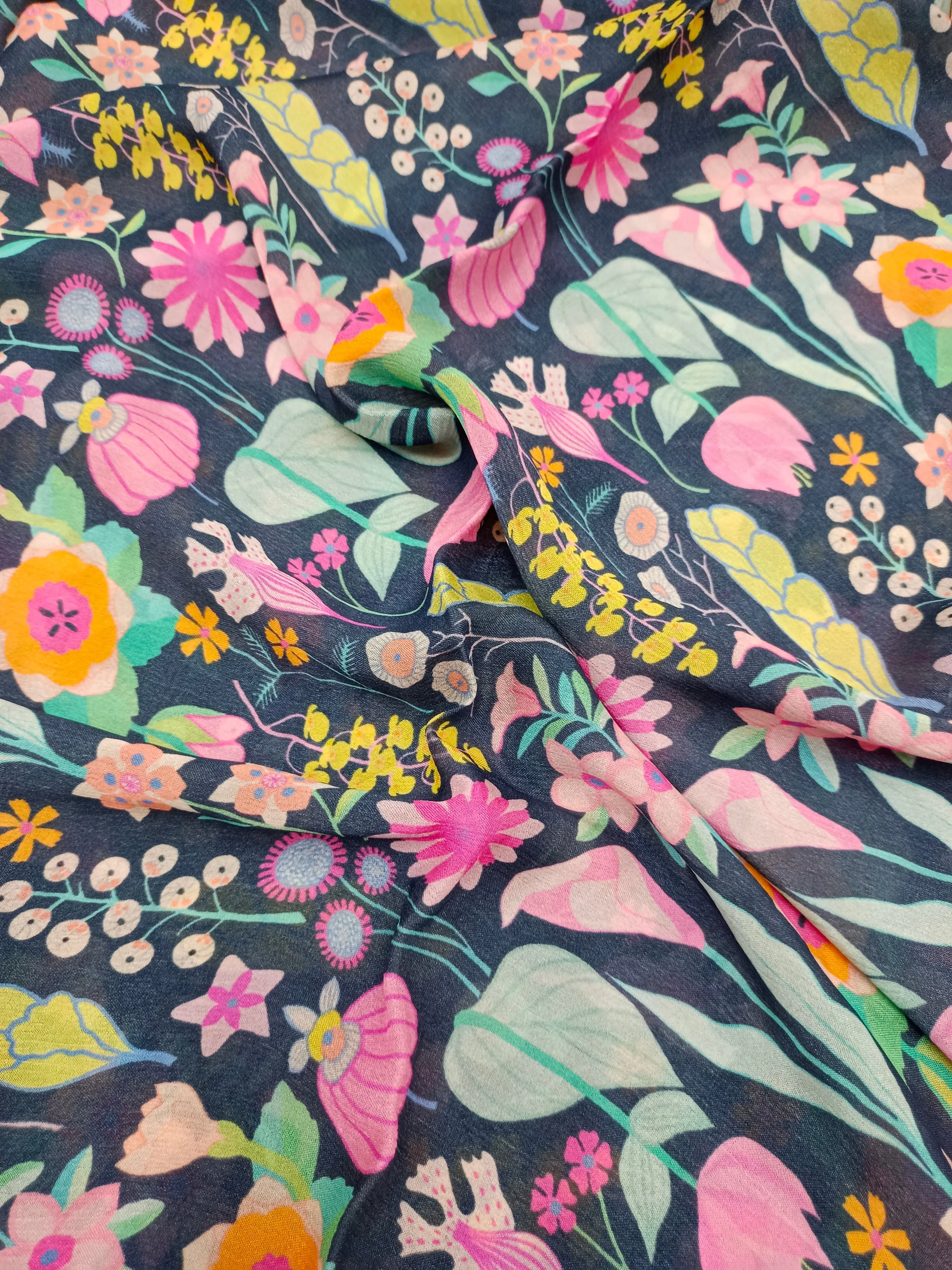 Pure Crushed Chiffon Chinon Digital Printed Fabric