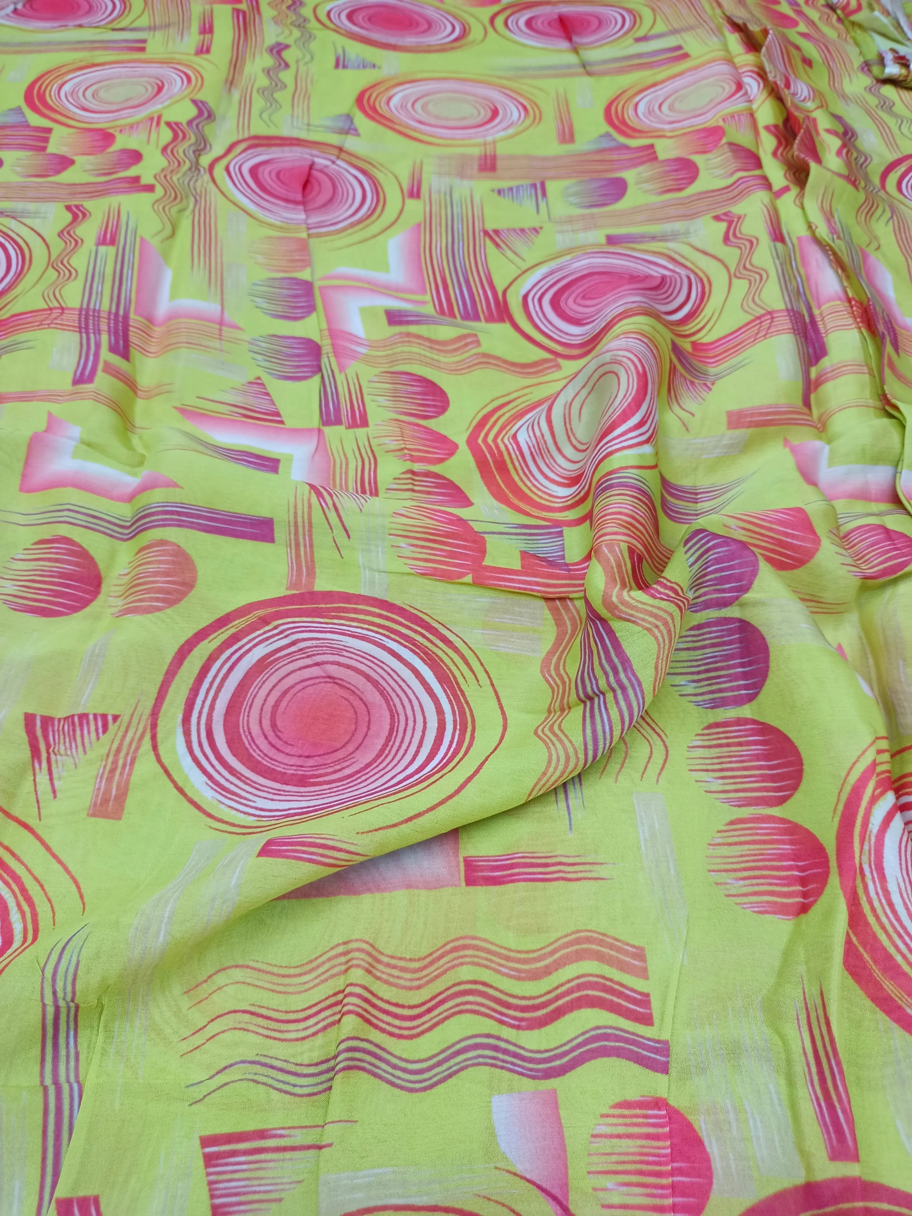Pure Crushed Chiffon Chinon Digital Printed Fabric