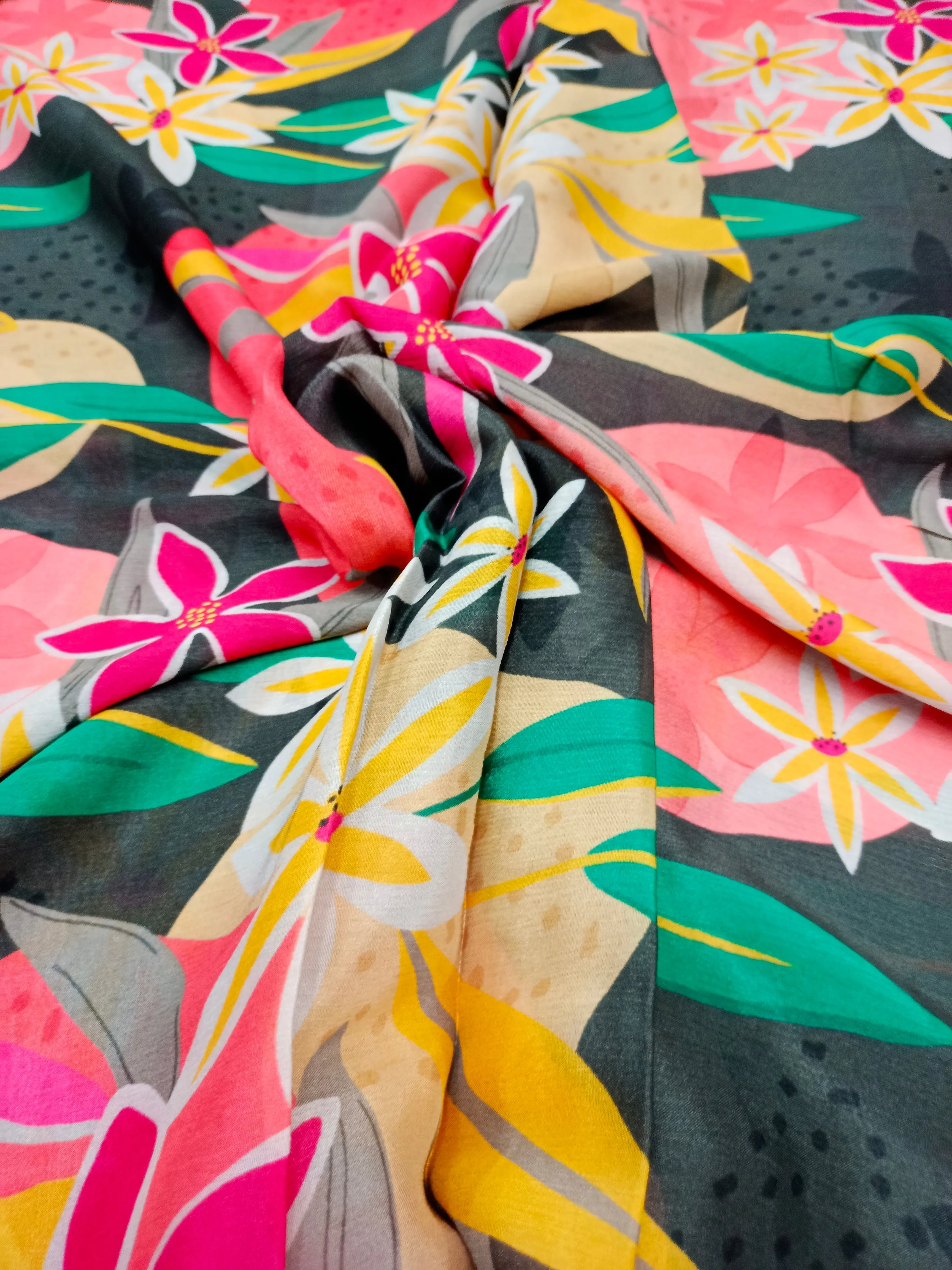 Pure Crushed Chiffon Chinon Digital Printed Fabric