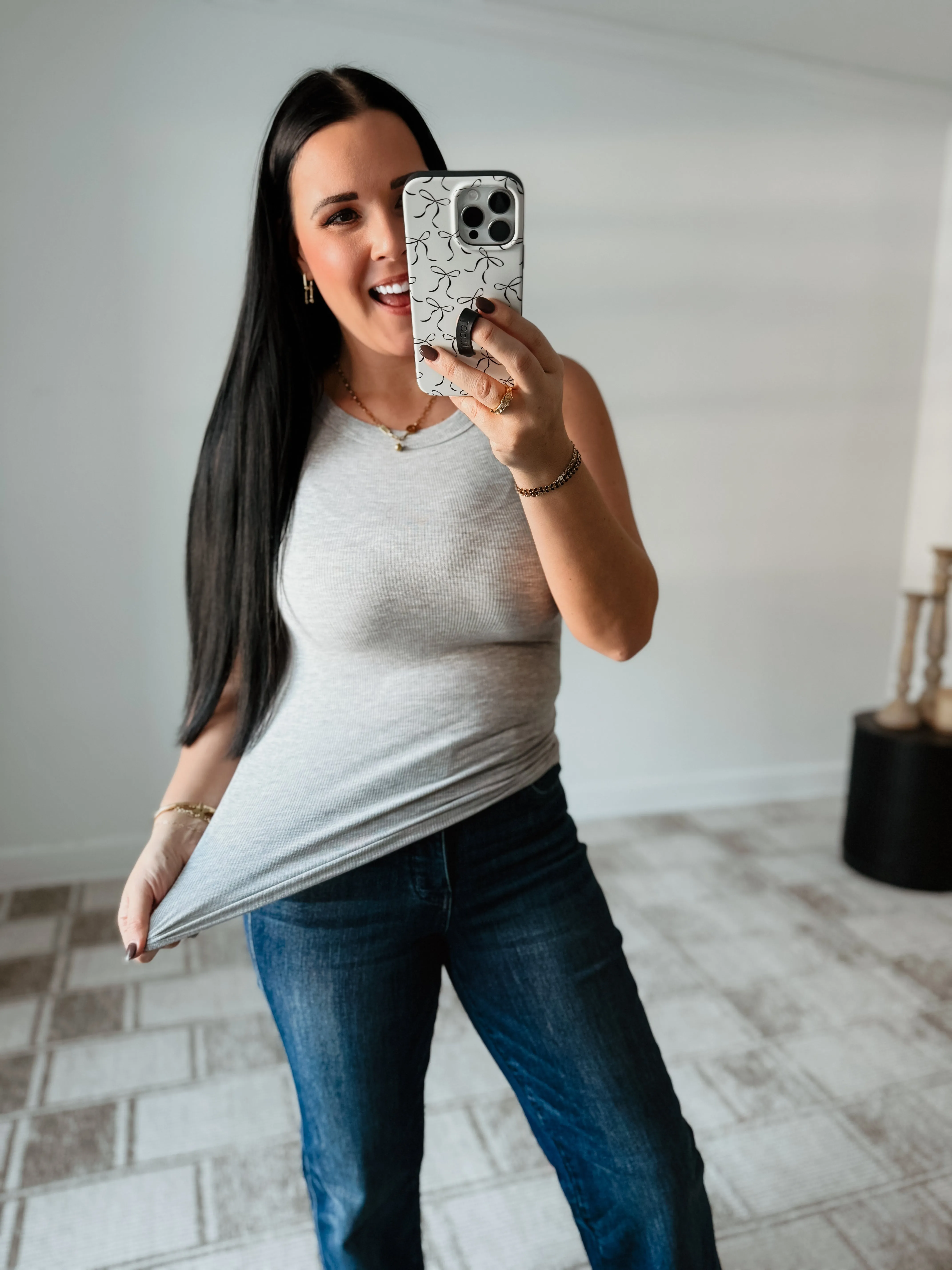 RIBBED ROUND NECK TANK TOP