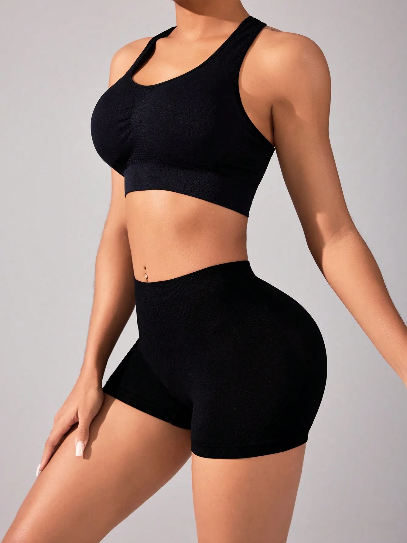 Ropa interior deportiva sin costuras en Cherry Vibes