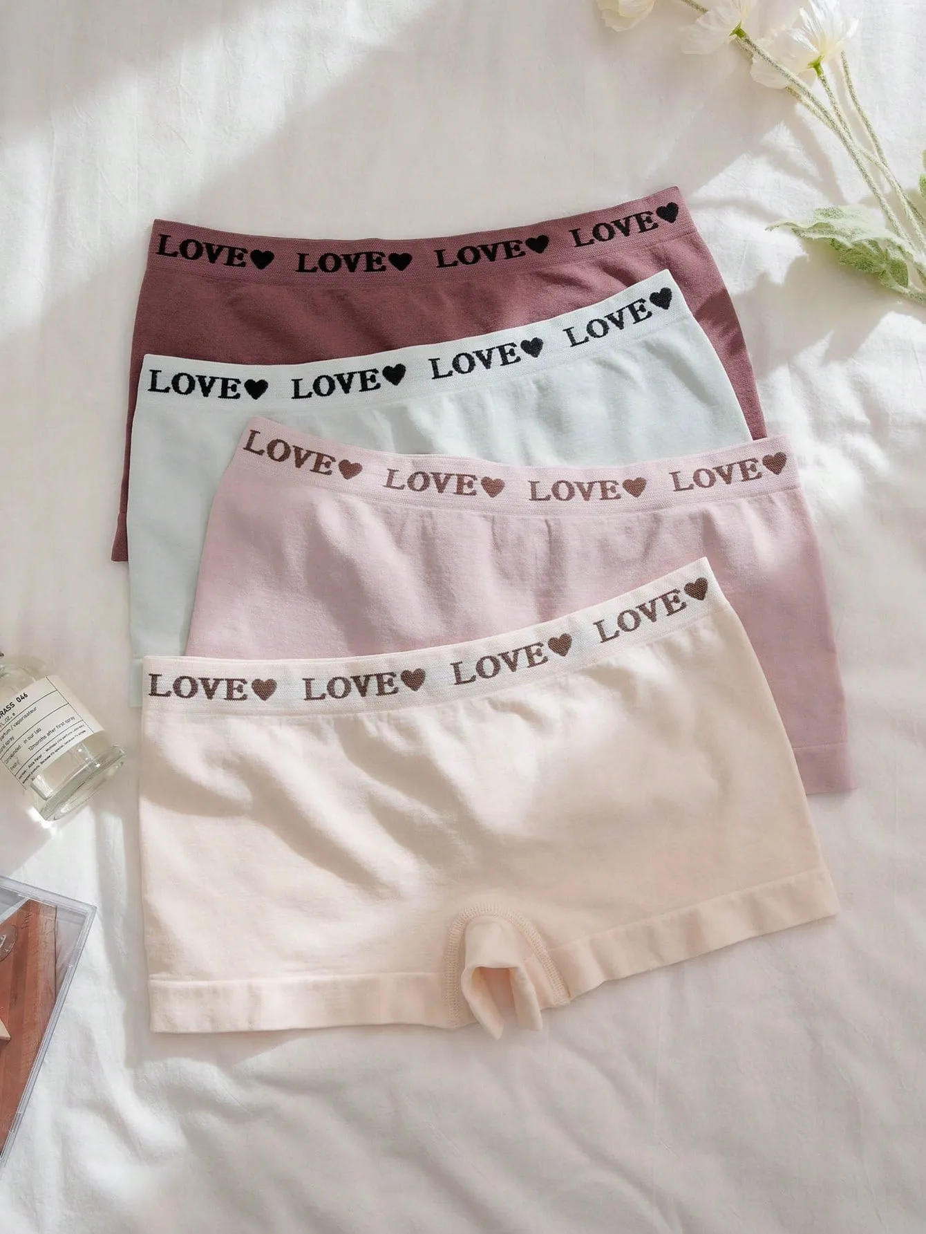 Set de 4 calzoncillos bóxer cómodos para mujeres en