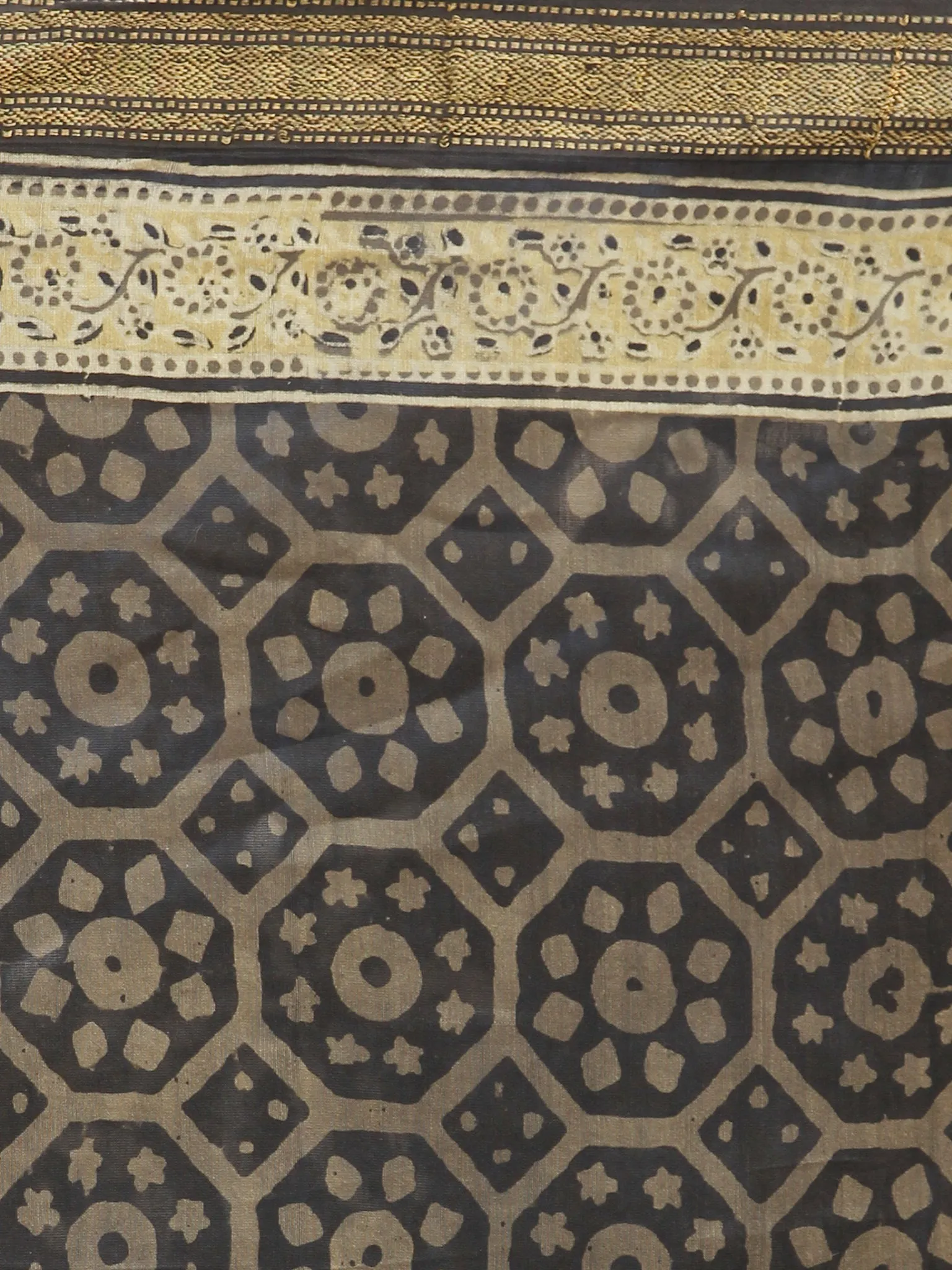 Shaded Ivory Black  Chanderi Silk Ajrakh Hand Block Printed Saree With Zari Border - S031702646