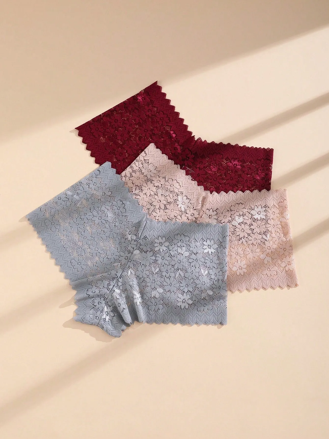 Shorts de encaje sexy para mujer en Cherry Vibes