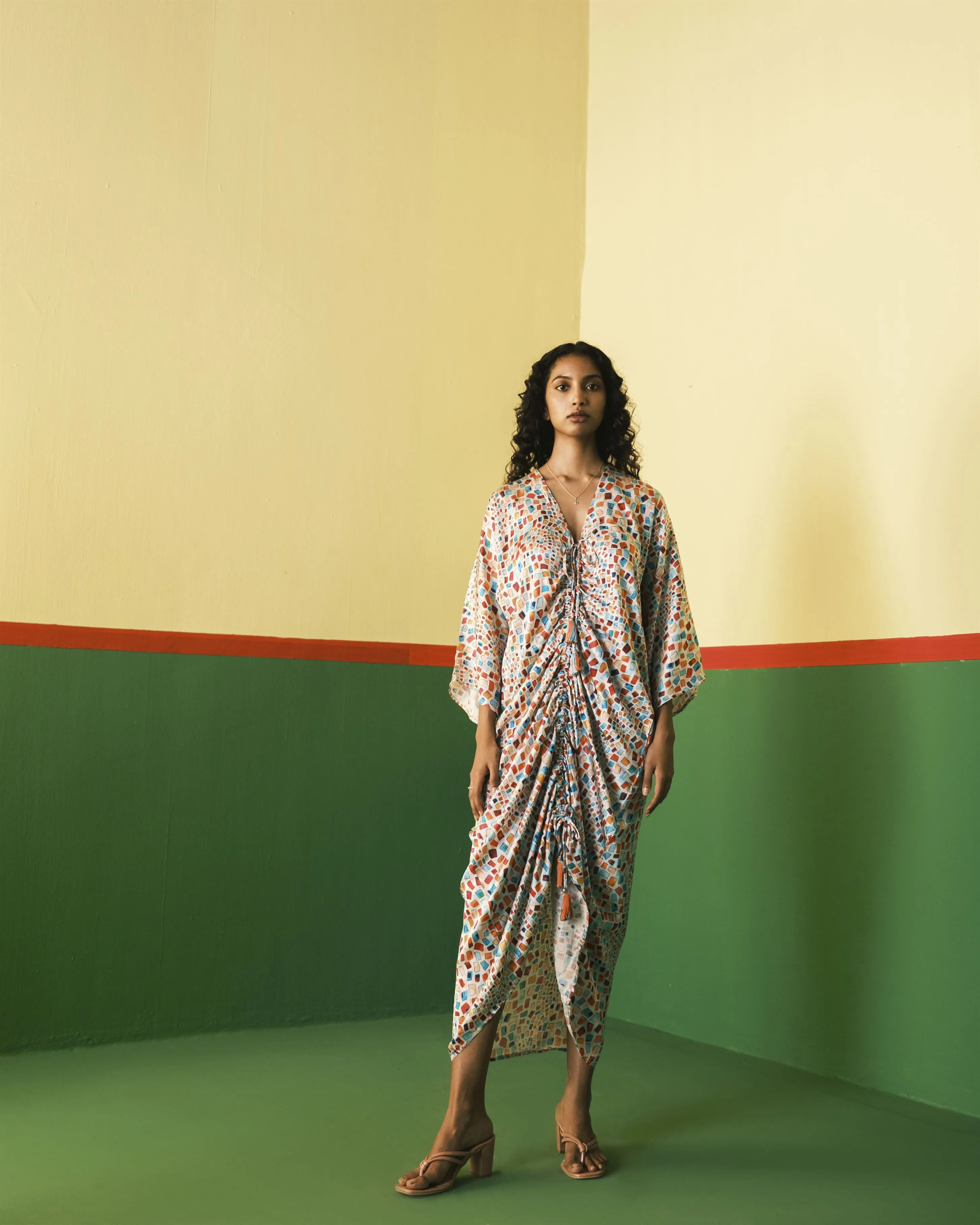 Studio Rigu   I   Crystal Kaftaan Digitally Printed Vegan Silk Crystal Digital Print Srch043