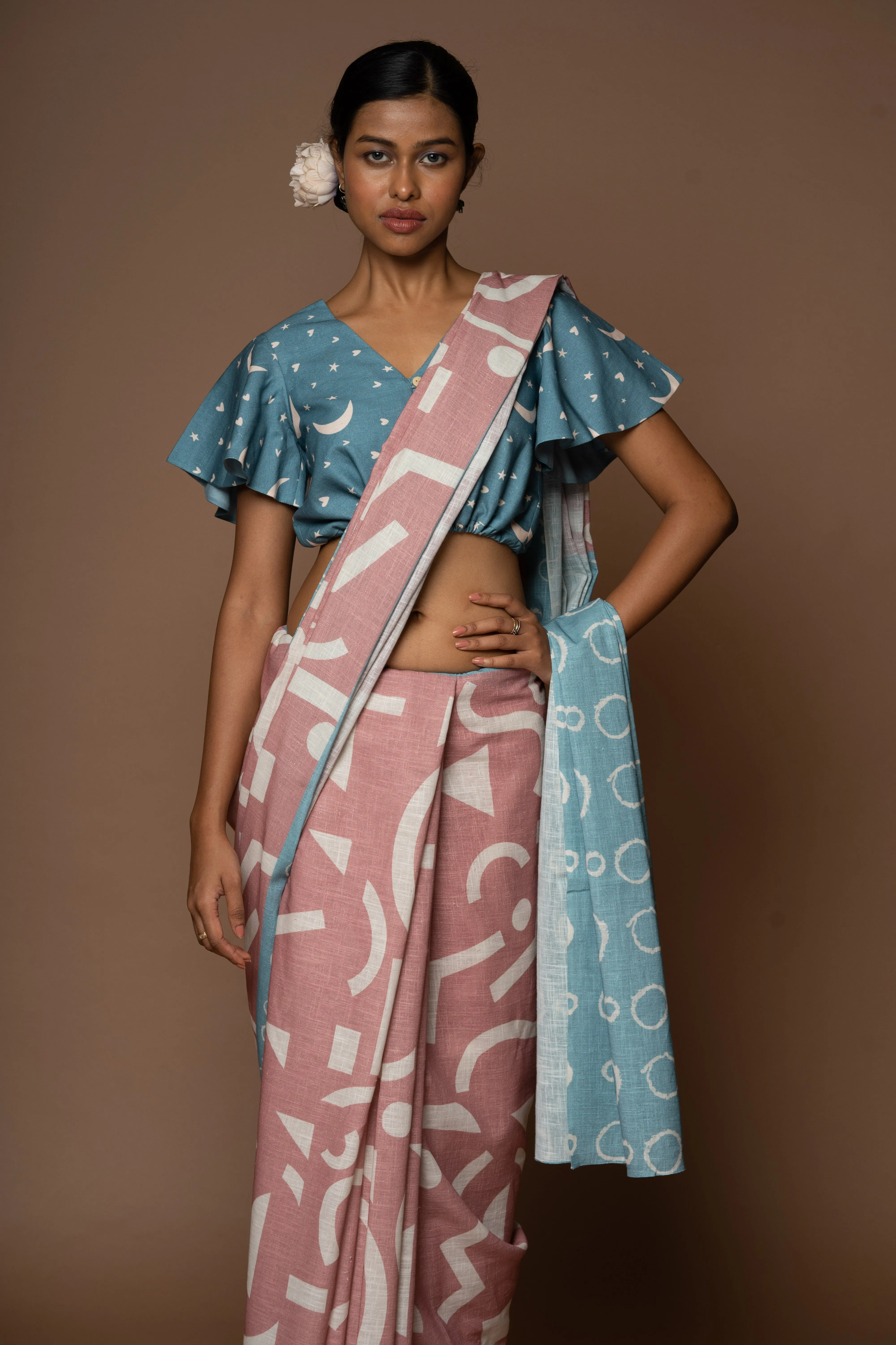 Swaying Shapes Linen Sari