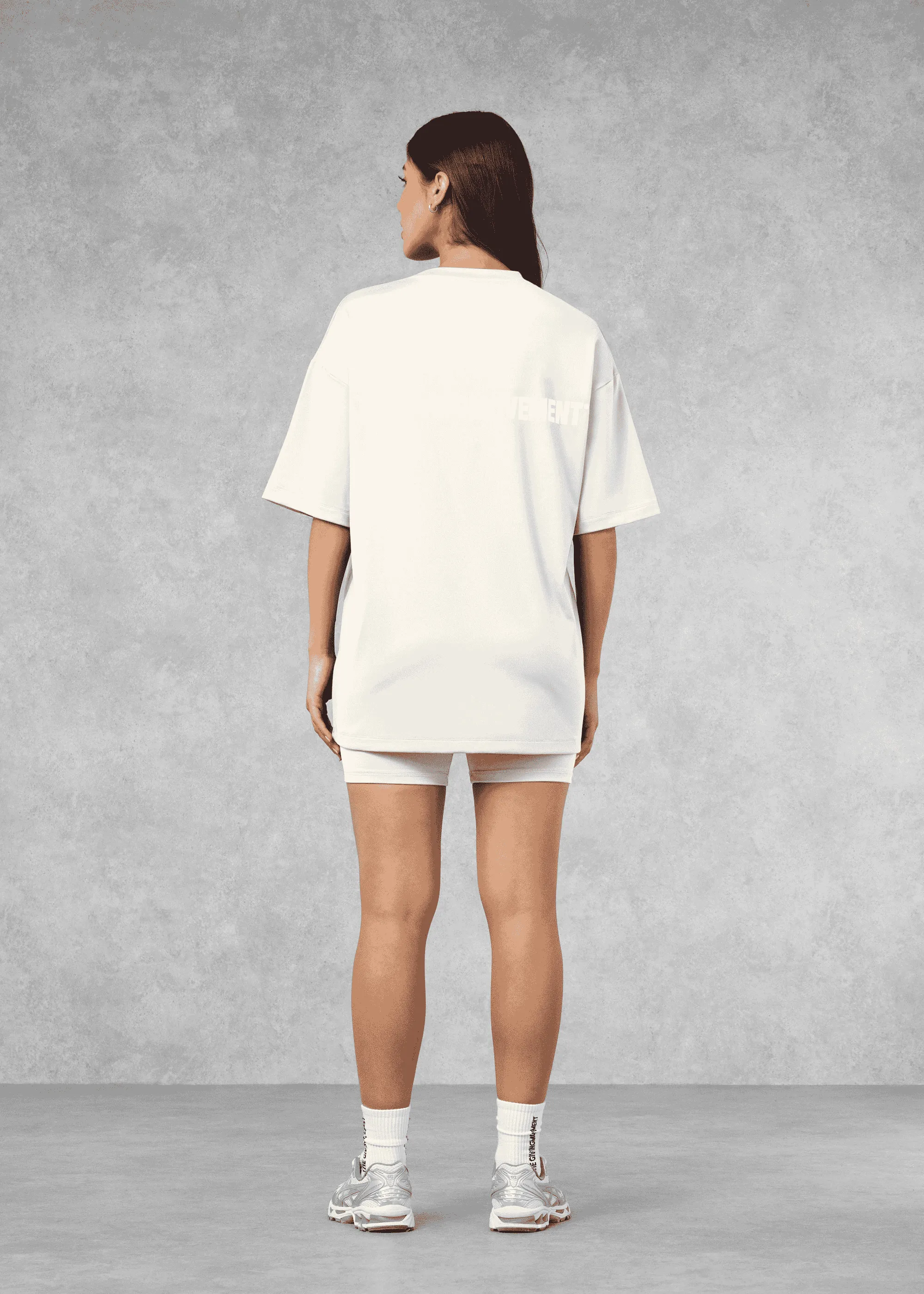 THE GIVING MOVEMENT SOFTSKIN OVERSIZED T- SHIRT