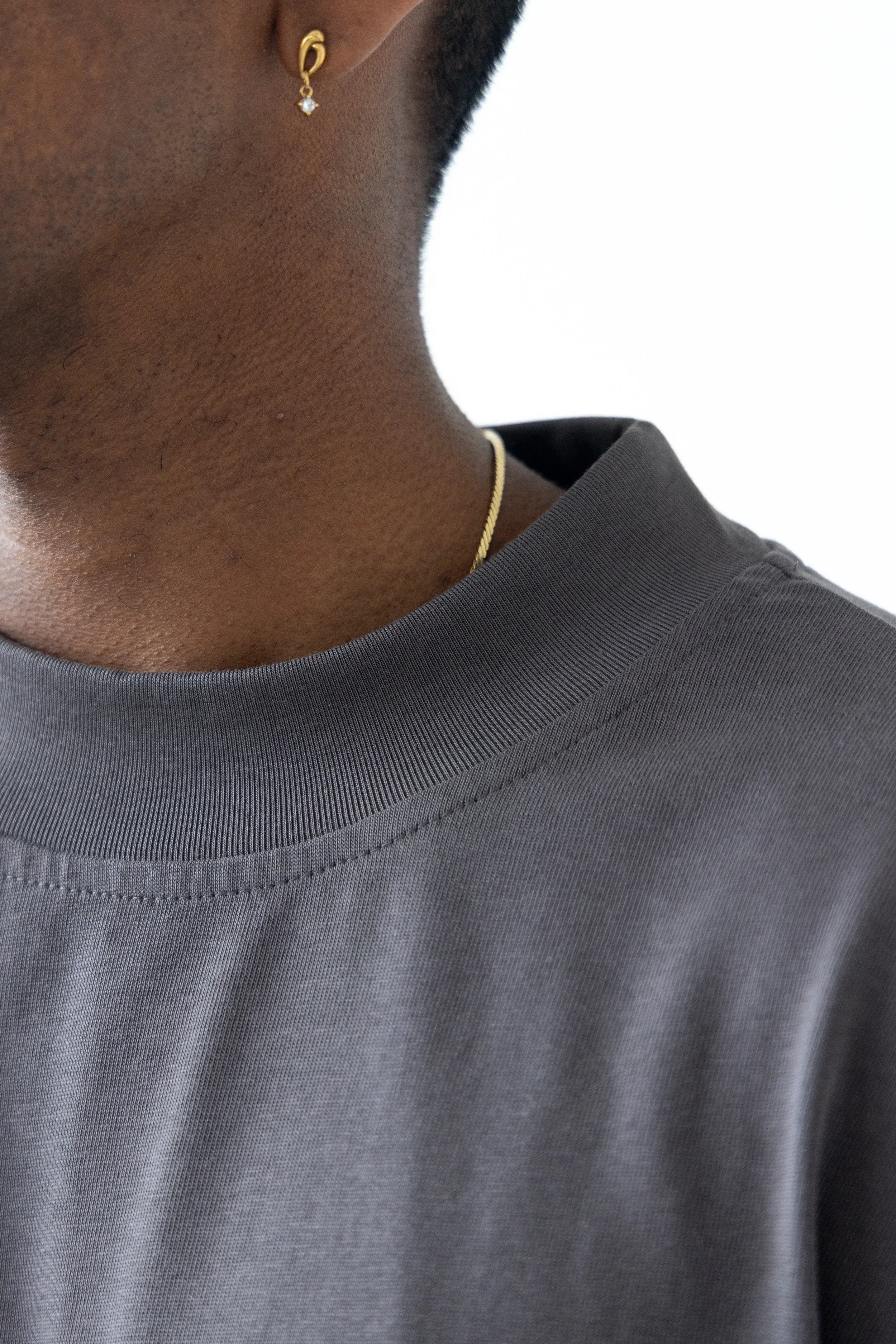 Wide Tee Charcoal