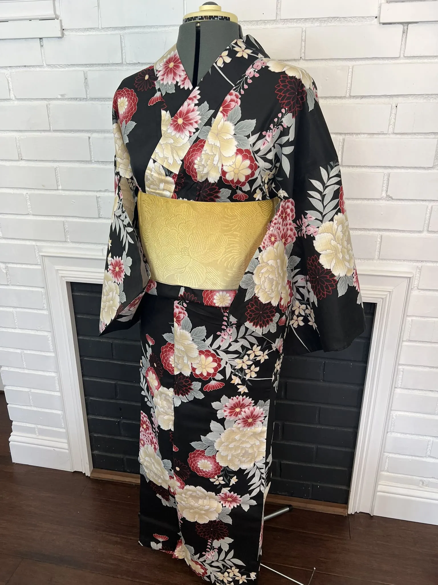 YUKATA and OBI 2 pc set, Black Chrysanthemum & Peony, Size: M / Japanese Traditional Women's Yukata and Han-haba Obi