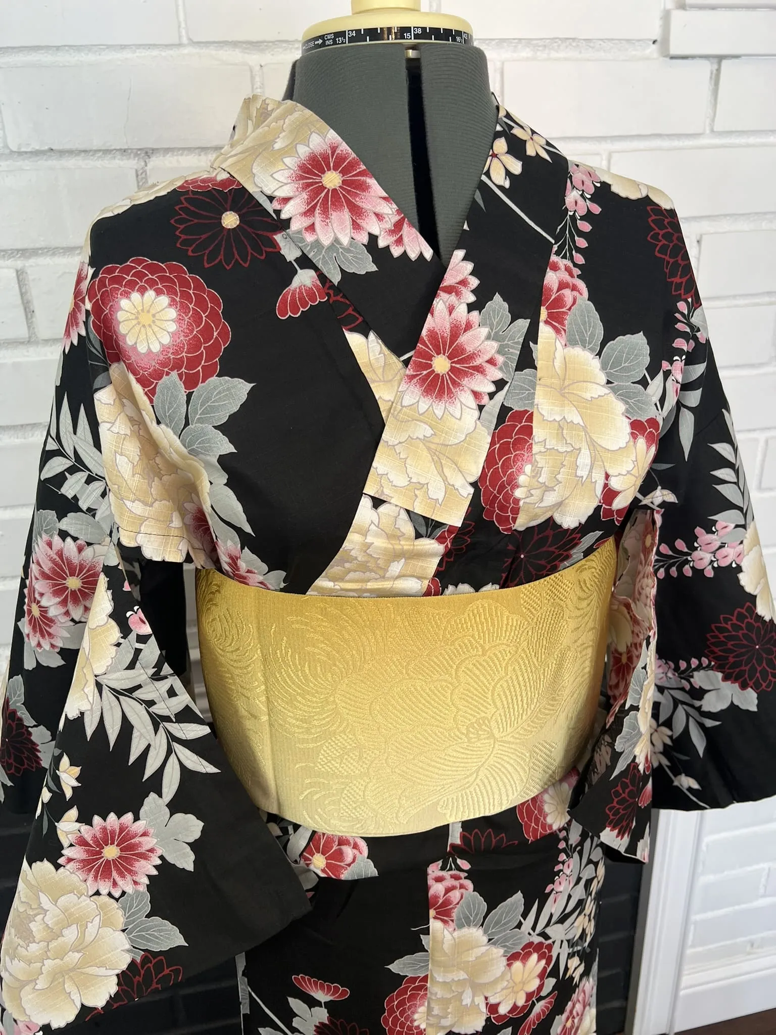 YUKATA and OBI 2 pc set, Black Chrysanthemum & Peony, Size: M / Japanese Traditional Women's Yukata and Han-haba Obi